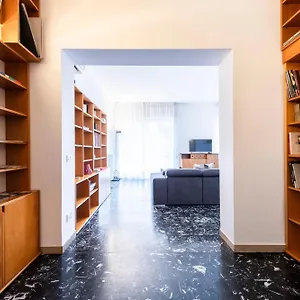 Riverview Luxury Flat , Verona Italy