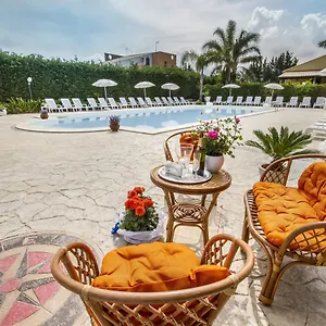 Vakantiehuis Vacanze Paradise Vicino Cefalu Piscina Aperta 