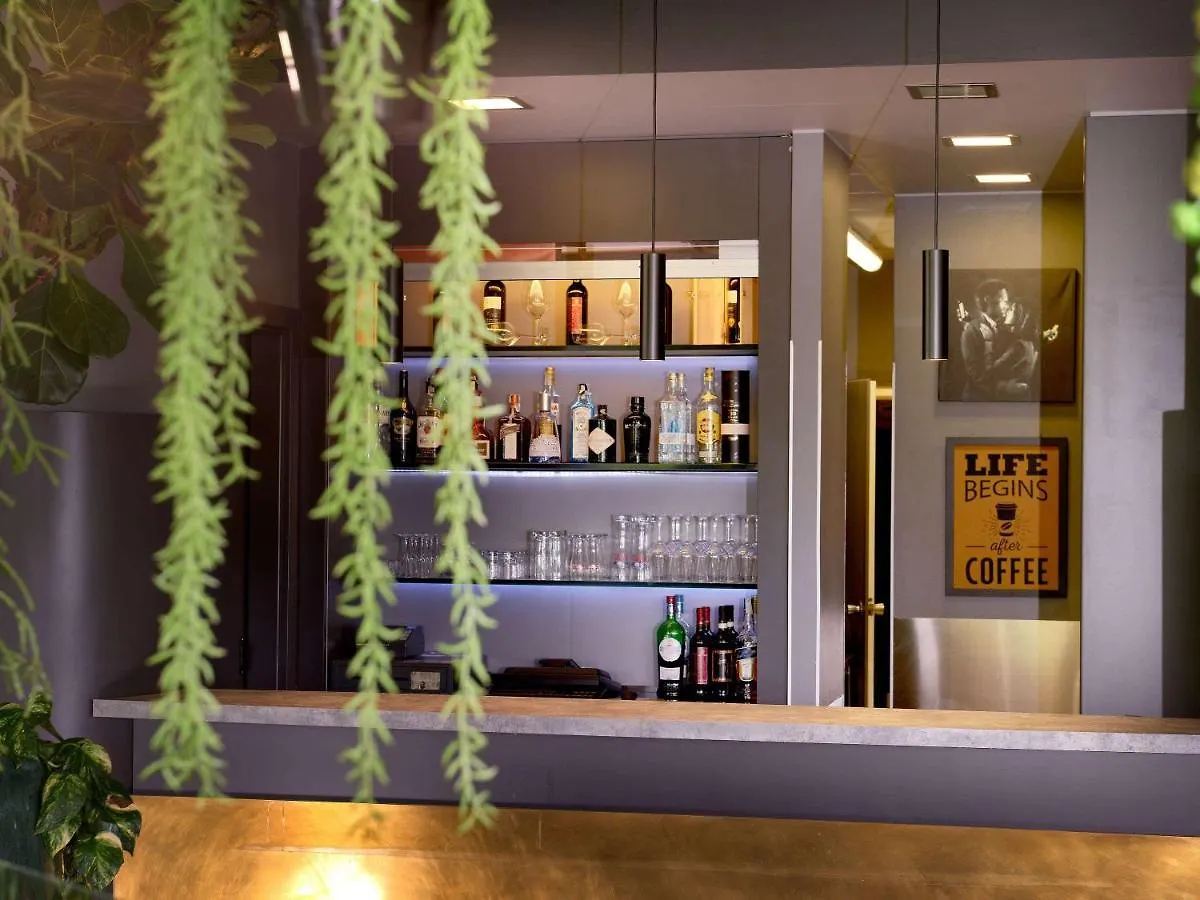 ***  Hotel Ibis Firenze Prato Est Campi Bisenzio Italia