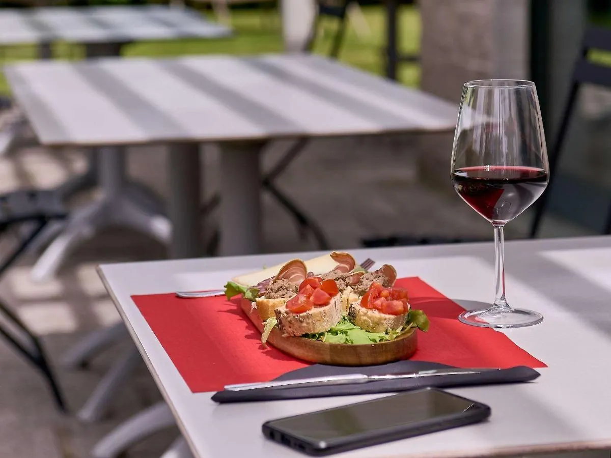 Hotel Ibis Firenze Prato Est Campi Bisenzio 3*,