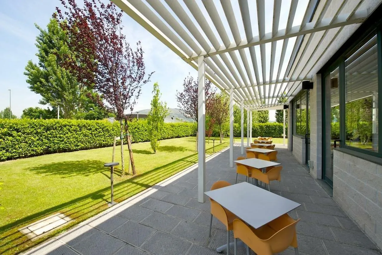 Hotel Ibis Firenze Prato Est Campi Bisenzio 3*,